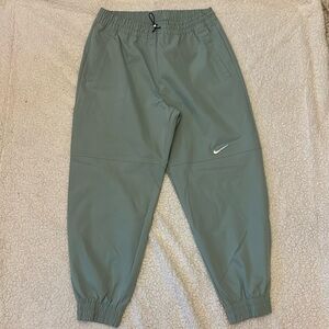 Green Nike Joggers; Women’s Size XL; never worn!